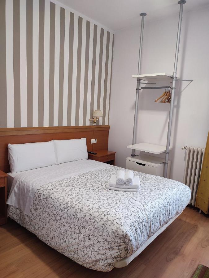 Hostal Salome Madrid Ngoại thất bức ảnh