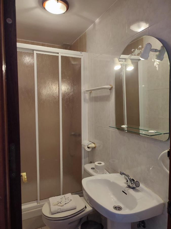 Hostal Salome Madrid Ngoại thất bức ảnh