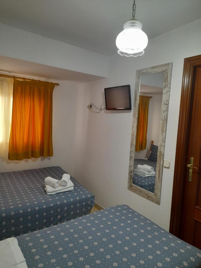 Hostal Salome Madrid Ngoại thất bức ảnh