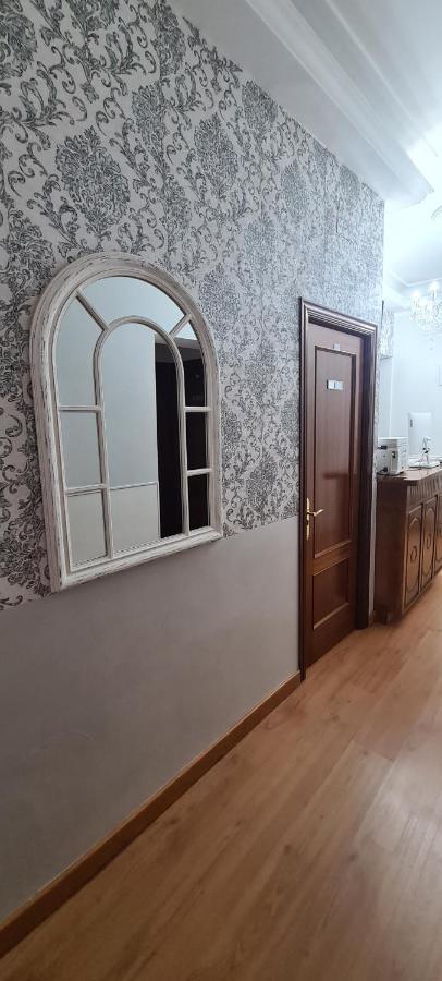 Hostal Salome Madrid Ngoại thất bức ảnh