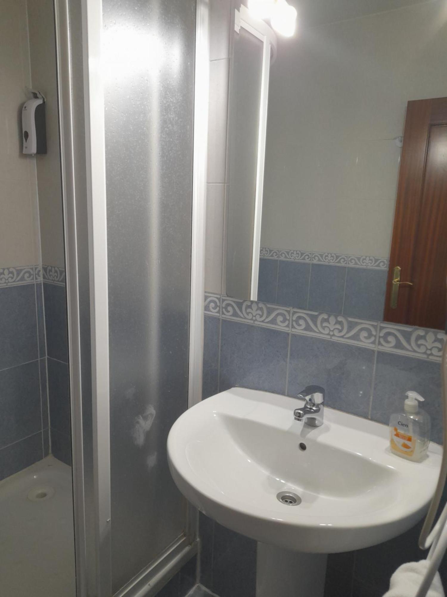 Hostal Salome Madrid Ngoại thất bức ảnh