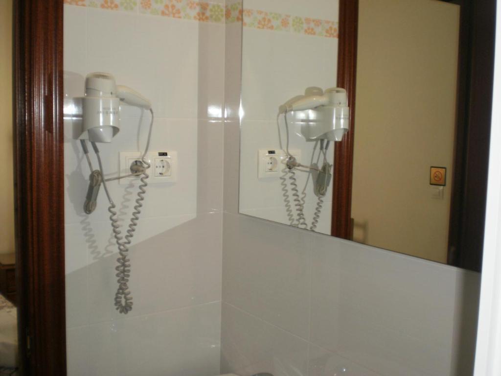Hostal Salome Madrid Phòng bức ảnh